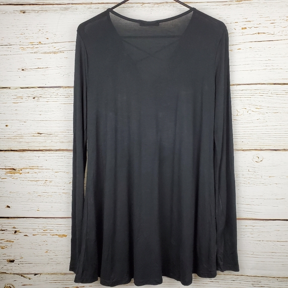 All 4 One Criss Cross Front Top - Picture 5 of 5